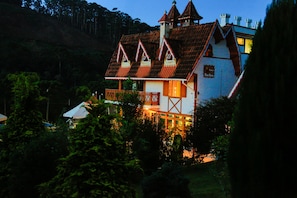 Ngoại thất