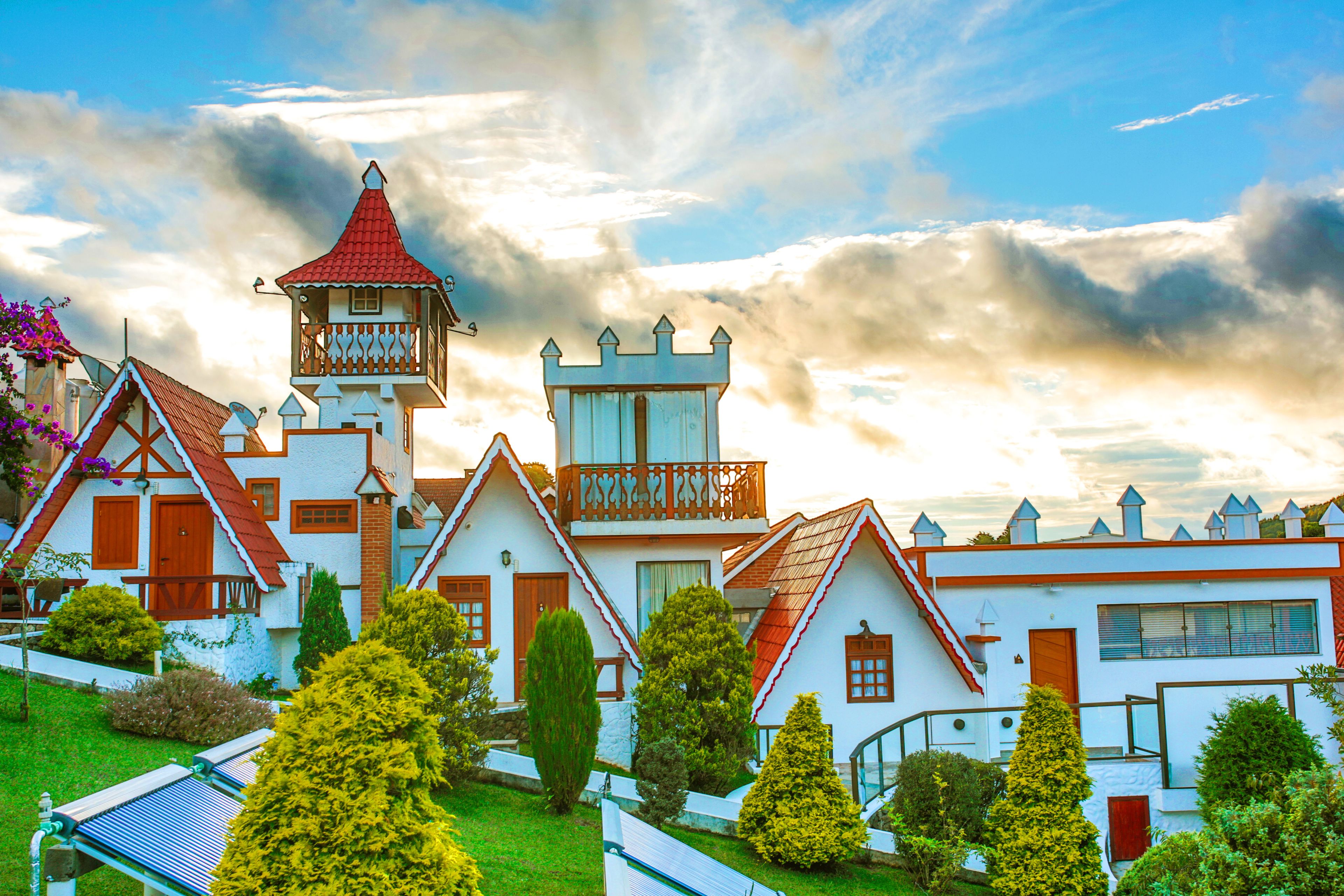 CHALÉ SUPERIOR PRIME COM HIDROMASSAGEM E TETO DE VIDRO | Frigobar, cortinas blackout, roupa de cama