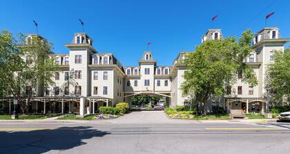 Bar Harbor Grand Hotel