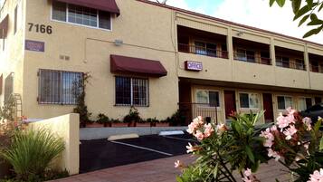 Overnatningsstedets facade