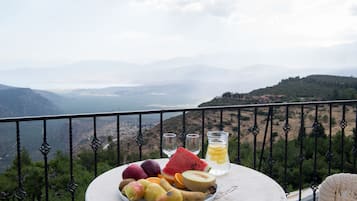 Business Suite, Sea View | Balcony view
