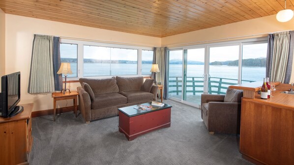 Panoramic Suite | Living room