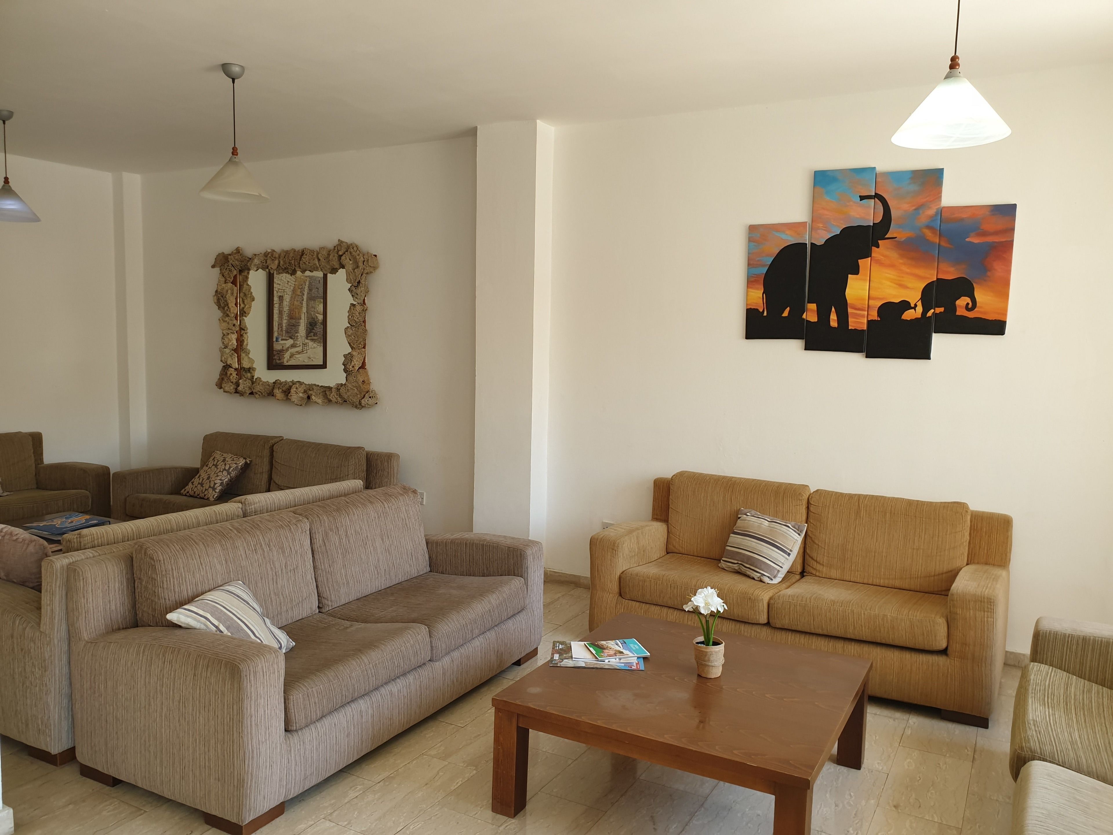 Photo - Florea Hotel Apartments