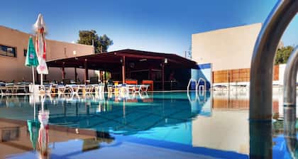 Florea Hotel Apartments