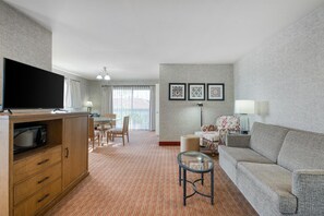 Standard Room, 1 King Bed, Non Smoking, Jetted Tub (with Sofabed;Oversized Room)