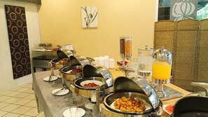 Desayuno inglés todos los días (con cargo) 