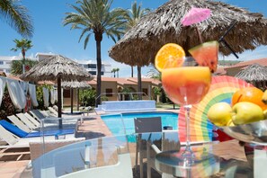 Poolbar