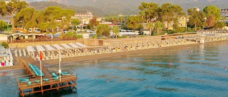 Private beach, beach cabanas, sun loungers, beach umbrellas