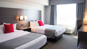 Superior-Studiosuite | Hochwertige Bettwaren, Pillowtop-Betten, Schreibtisch