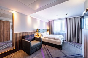 Double Room, Roll-in Shower - Premier Inn Nürnberg City Centre (Nuremberg)