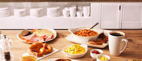 Frühstück unter der Woche (17.9 EUR pro Person)
