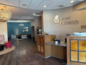 Exterior - Hotel Indigo Cleveland-Beachwood by IHG (Beachwood)