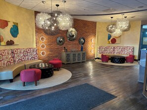 Exterior - Hotel Indigo Cleveland-Beachwood by IHG (Beachwood)