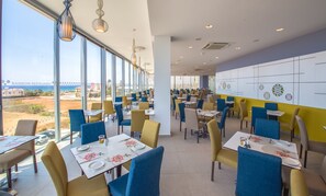Buffet - Nicholas Color Hotel (Ayia Napa)