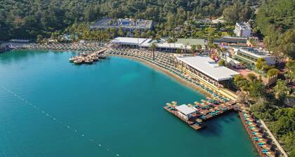 Green Bay Resort & Spa