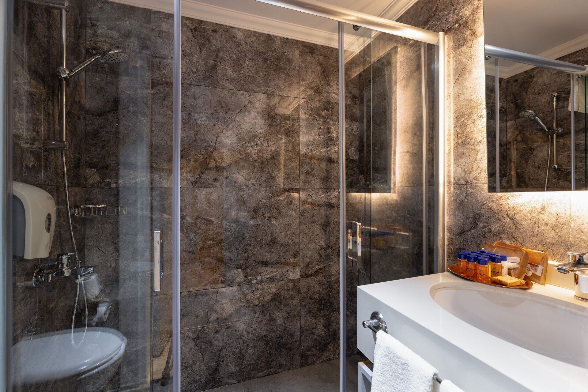 Foto - Crystal Flora Pearl Collection - Ultimate All Inclusive