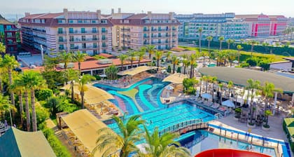 Crystal Family Resort & Spa – All Inclusive