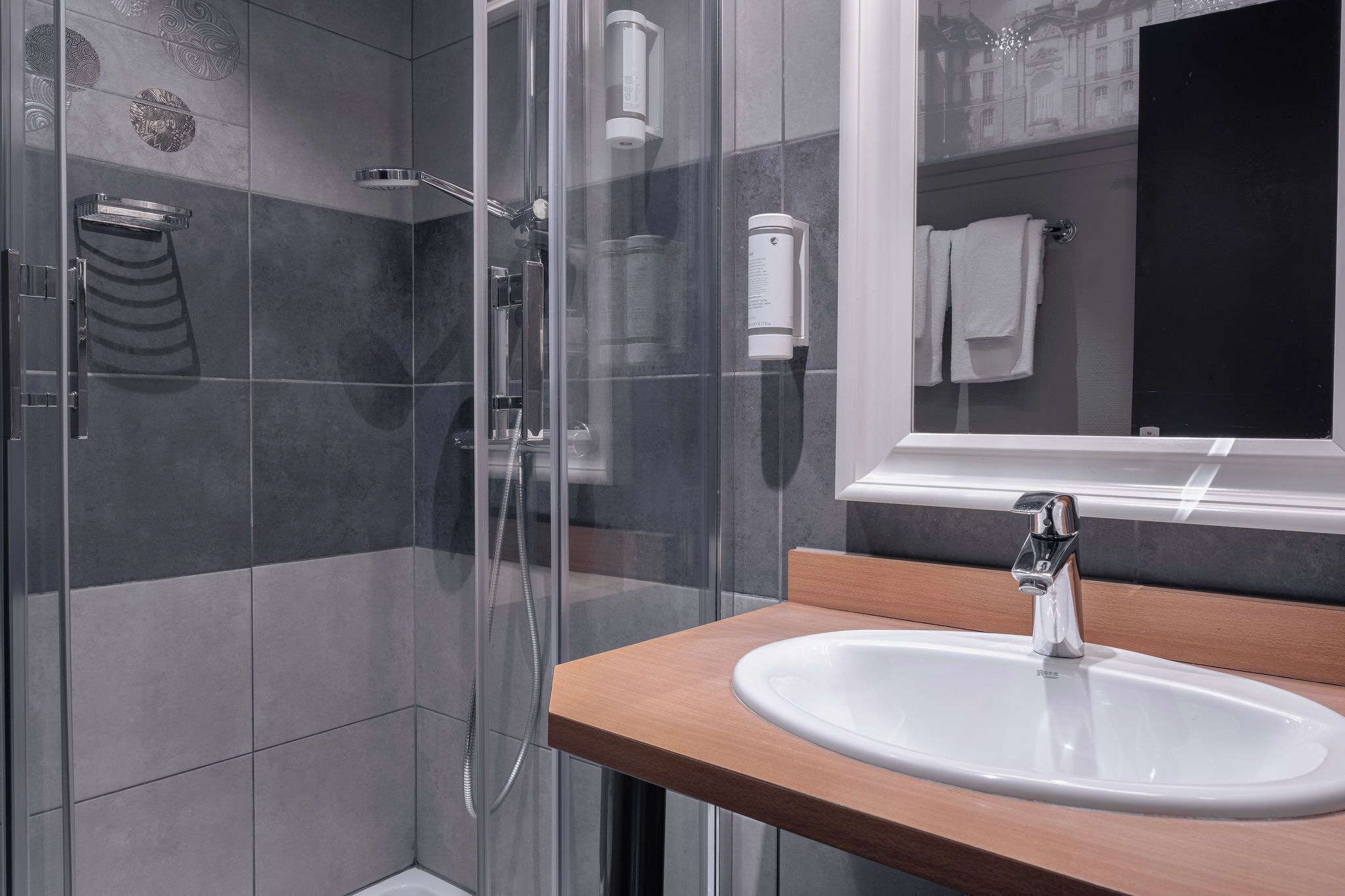 Foto - Hotel Des Lices, Rennes Centre