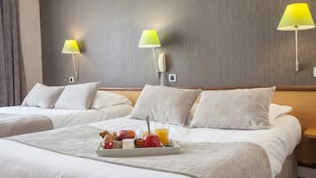 Premium bedding, minibar, desk, blackout curtains