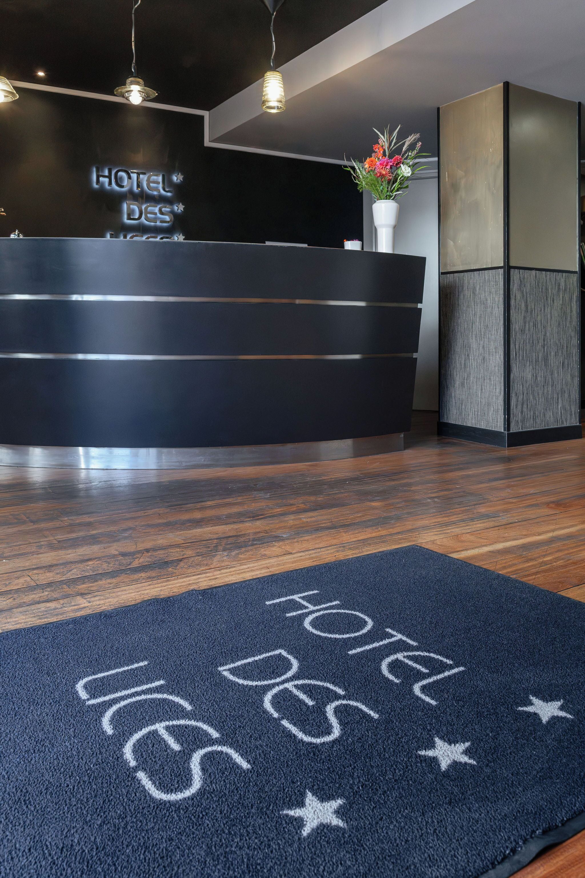 Foto - Hotel Des Lices, Rennes Centre