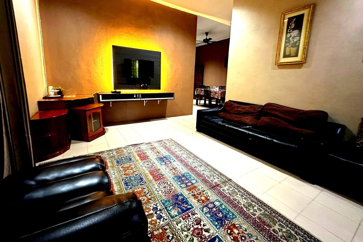 Casa Confort, 2 habitaciones, cocina, vistas al jardín | Minibar y espacio para trabajar con un portátil