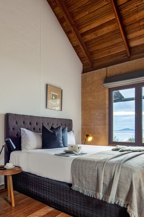 Cottage Premium, vista oceano, di fronte alla spiaggia | Minibar, con stile personalizzato, con arredamento individuale