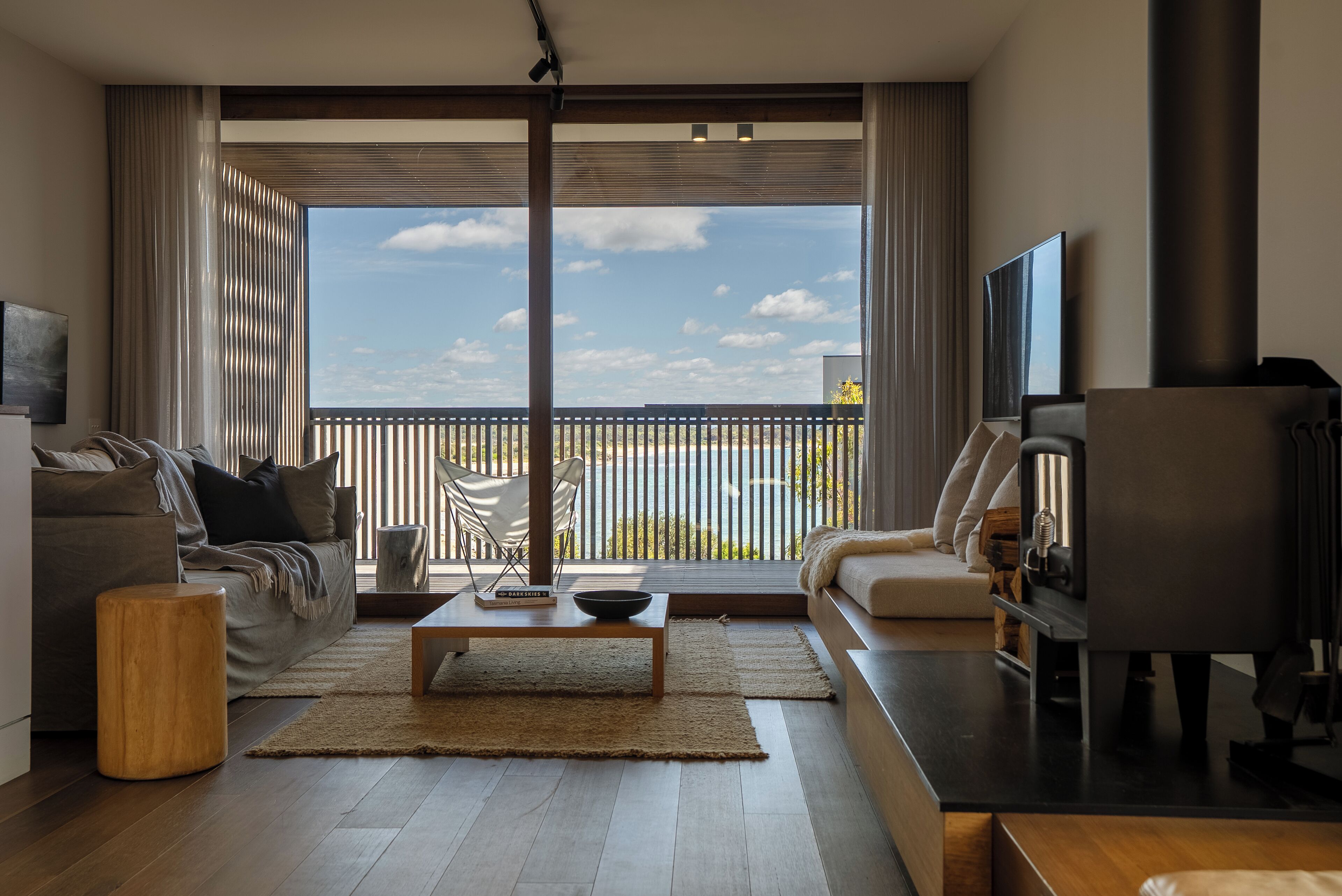 Minibar, individually decorated, individually furnished