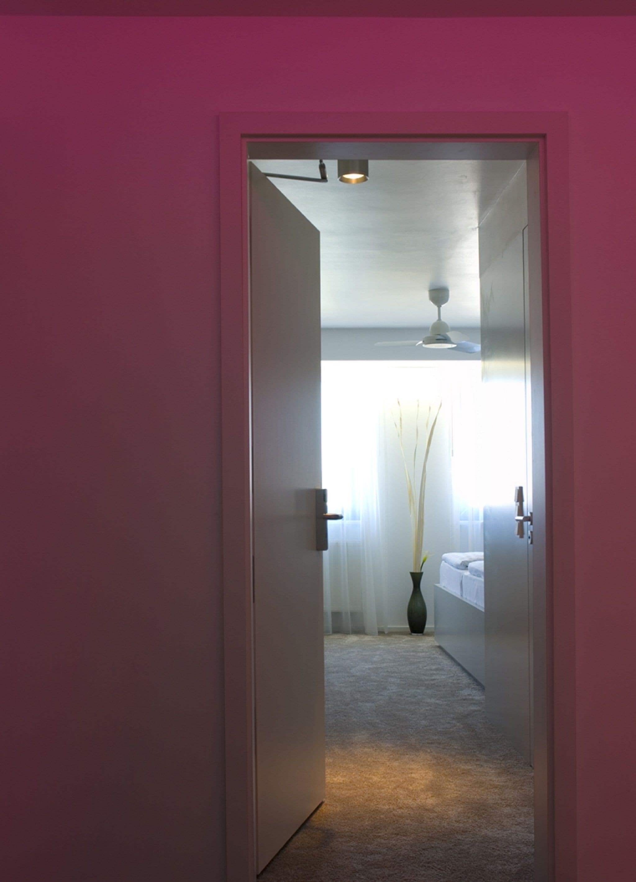 double room | living area | flat-screen tv