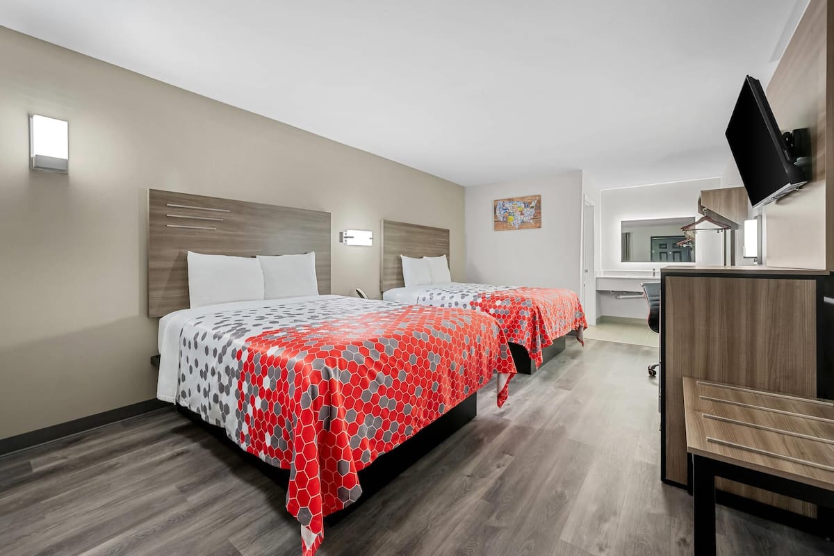 Habitación estándar, 2 camas Queen size, para no fumadores | Wifi gratis y ropa de cama