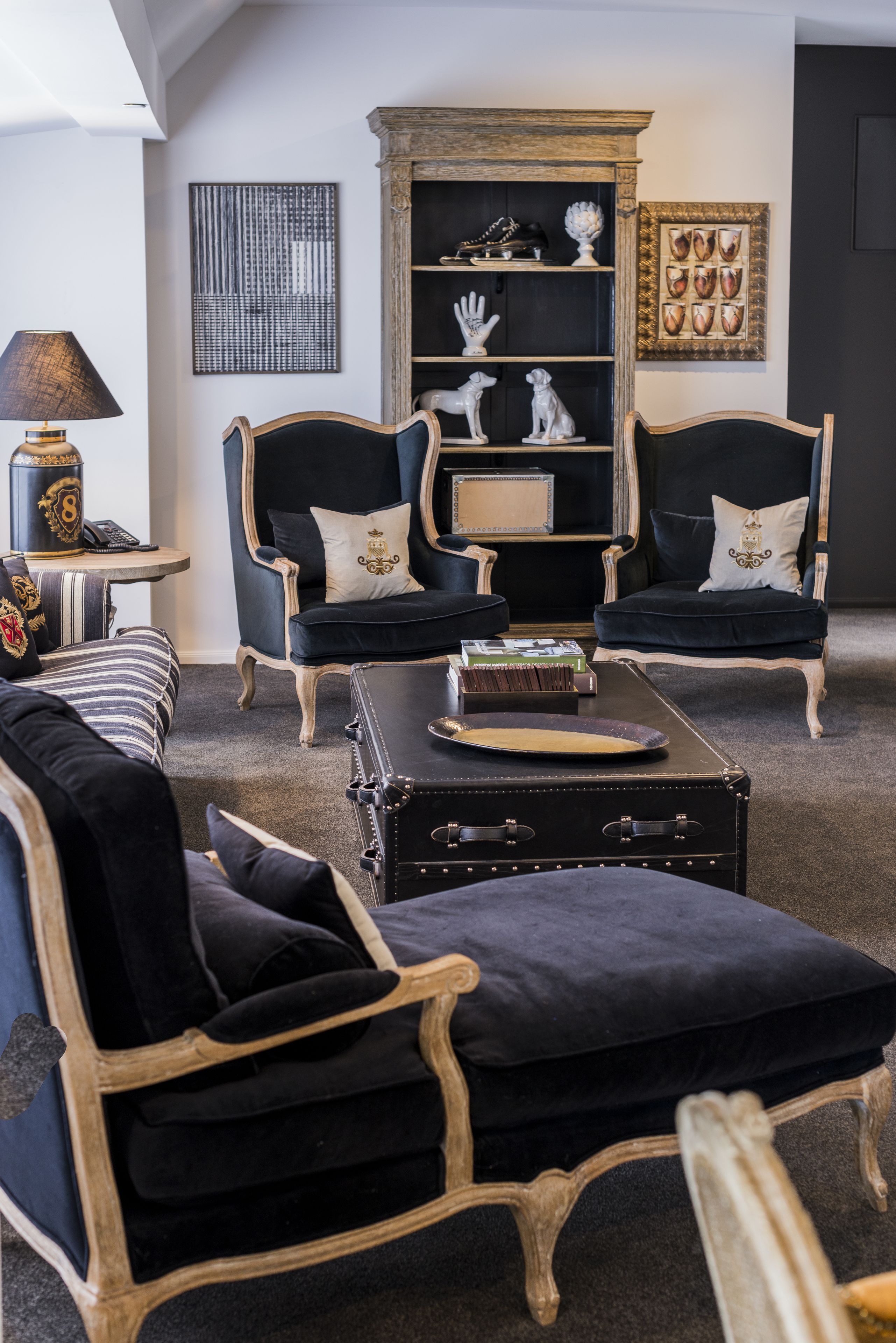 penthouse | living area | 50-inch flat-screen tv with satellite channels, tv, ipad