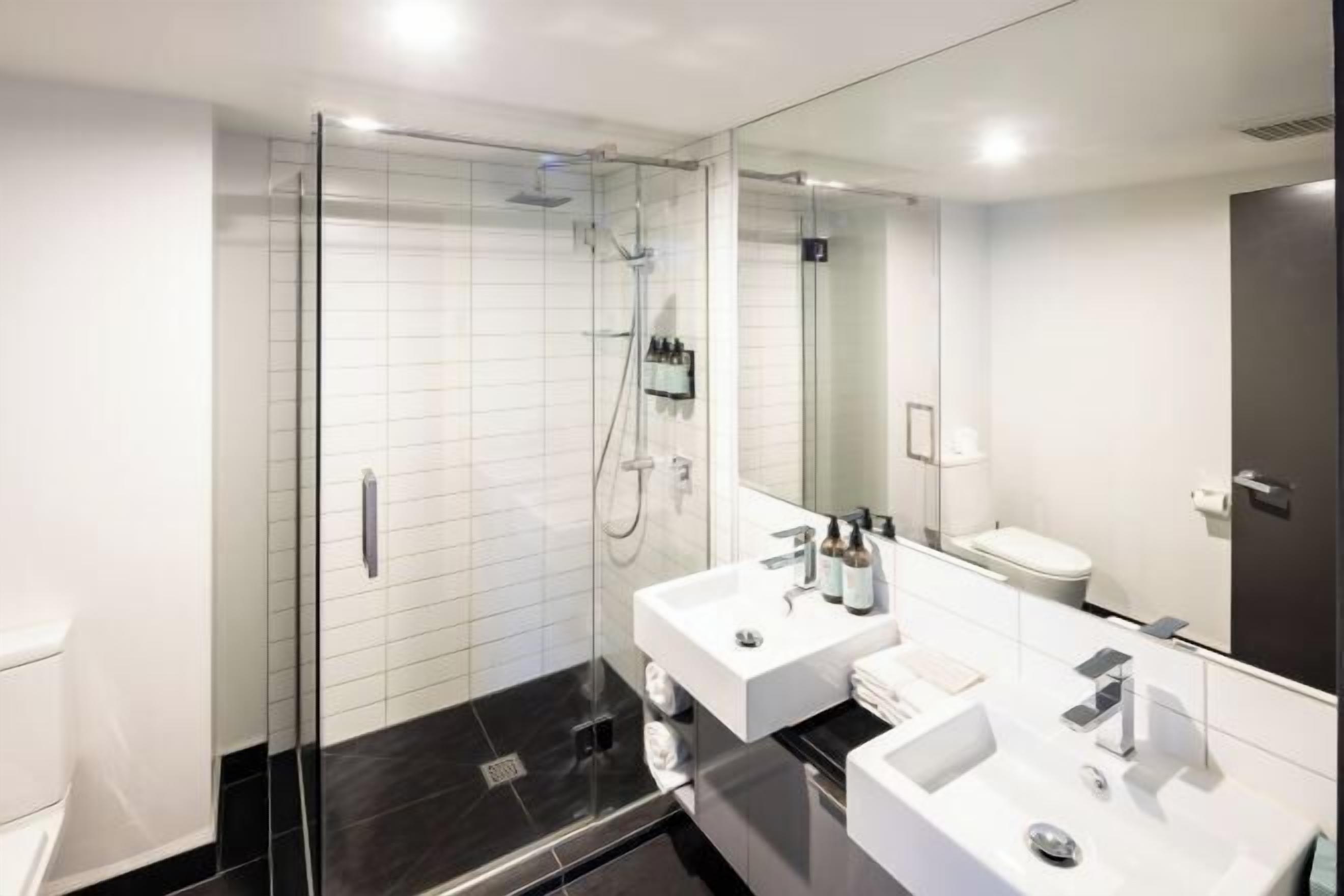 Baño | Artículos de higiene personal de diseño, secador de pelo y albornoces