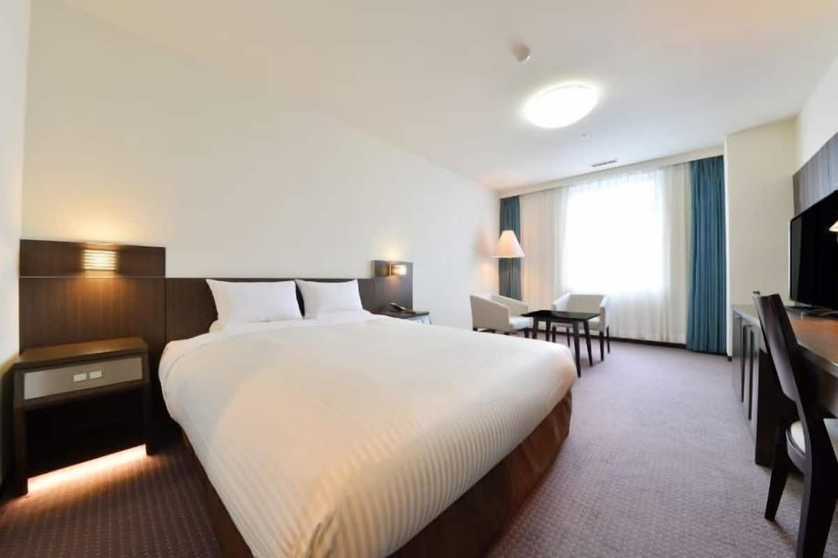 1 Schlafzimmer, Zimmersafe, Schreibtisch, Verdunkelungsvorhänge