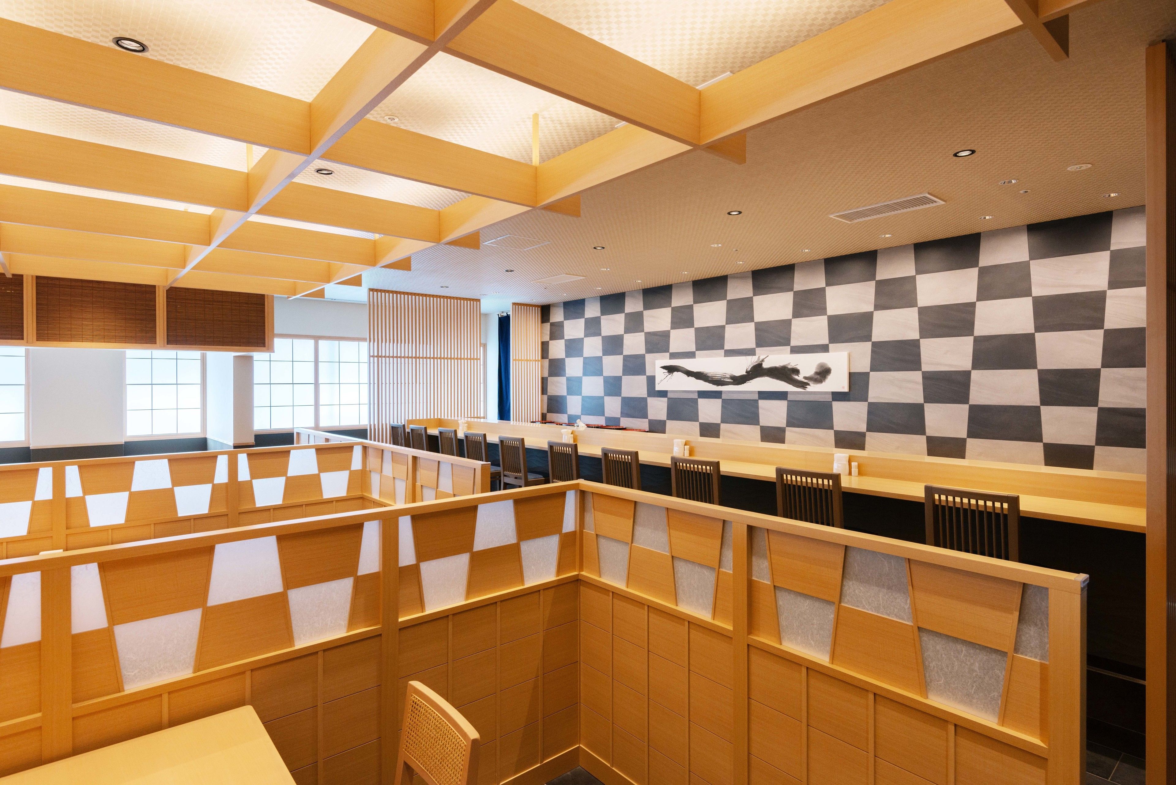 4 restaurants, breakfast served