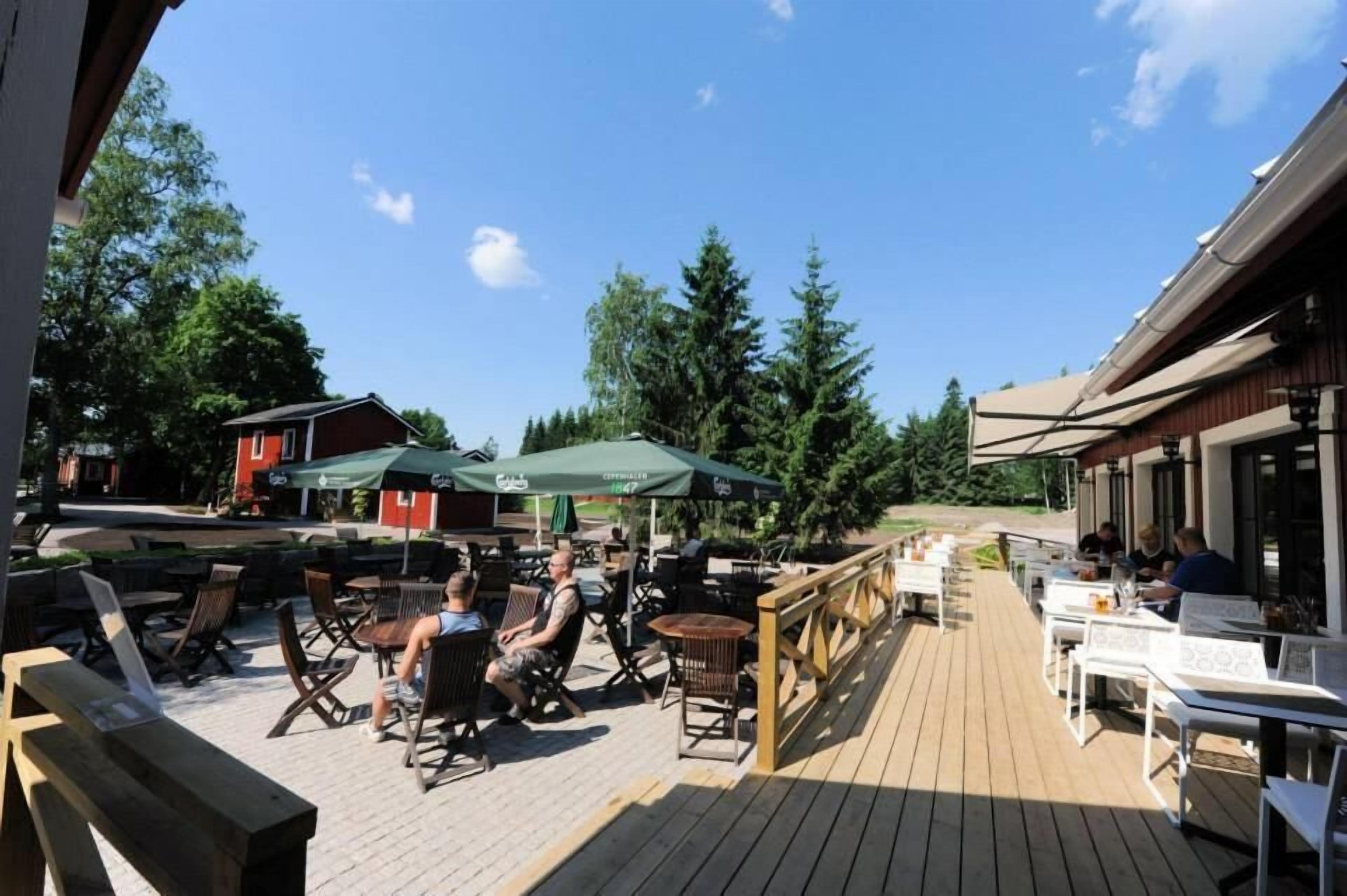 breakfast, lunch, dinner served; local cuisine