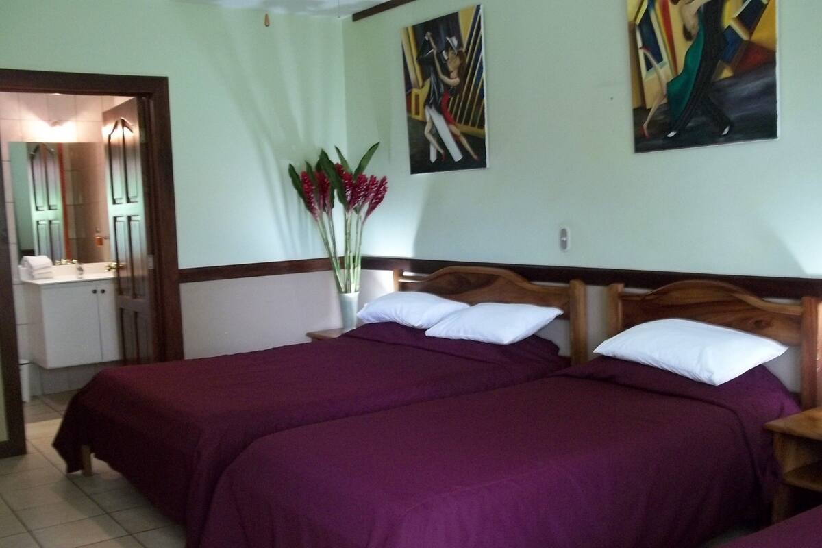 Dreibettzimmer