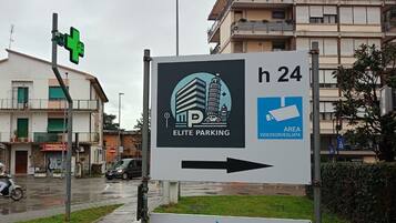 Kostenpflichtige Langzeitparkplätze