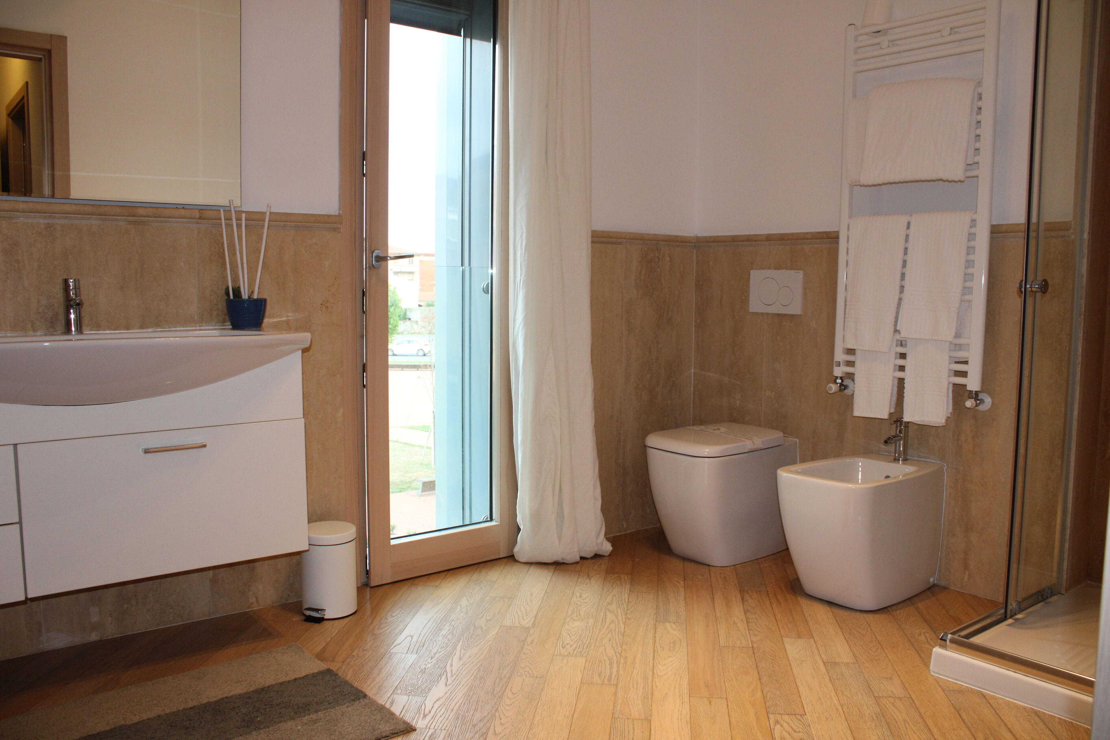 family apartment, 2 bedrooms | bathroom | shower, rainfall showerhead, designer toiletries, hair dryer