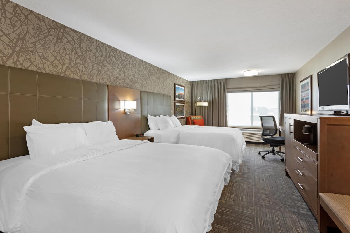 套房, 2 張加大雙人床, 非吸煙房 (Living Room) | 熨斗/熨衣板、免費搖籃/嬰兒床、免費無線上網、床單