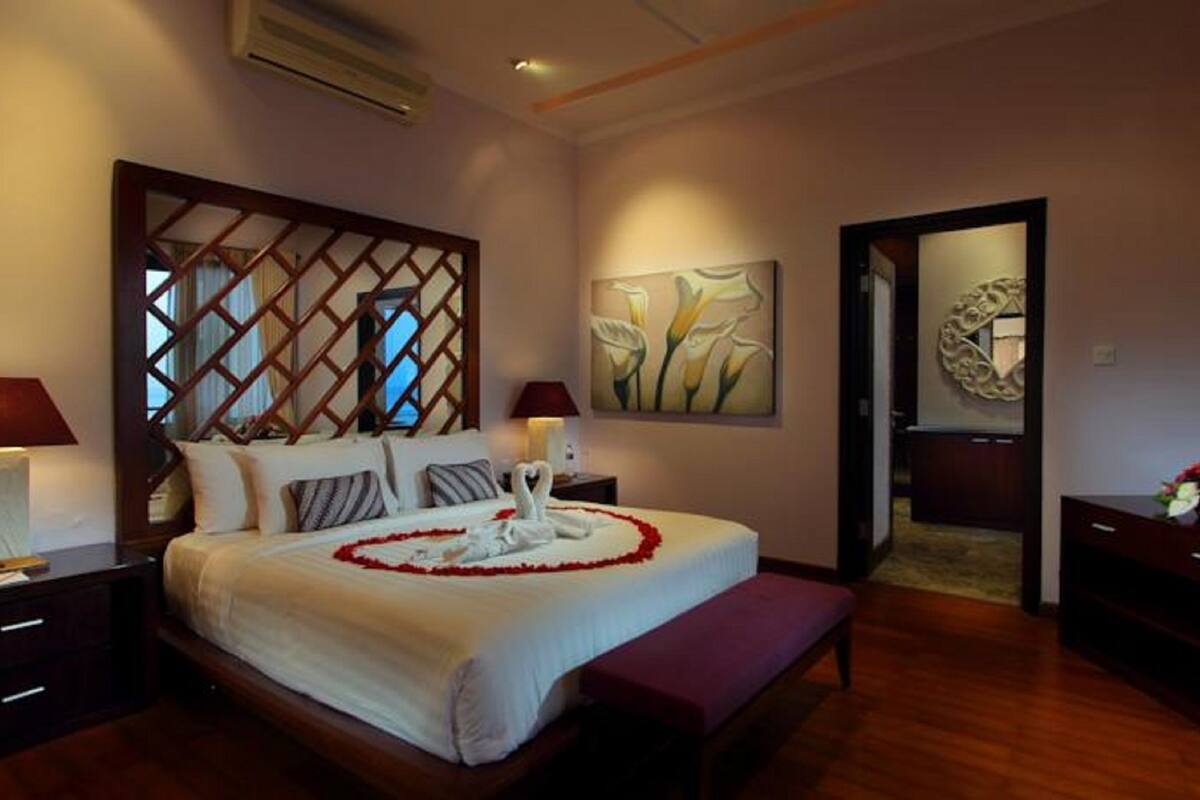 Deluxe Villa, 4 Bedrooms, Private Pool (OMG) | Minibar, in-room safe, desk, laptop workspace