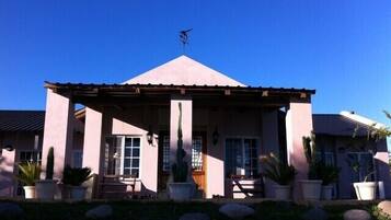 Majoituspaikan julkisivu