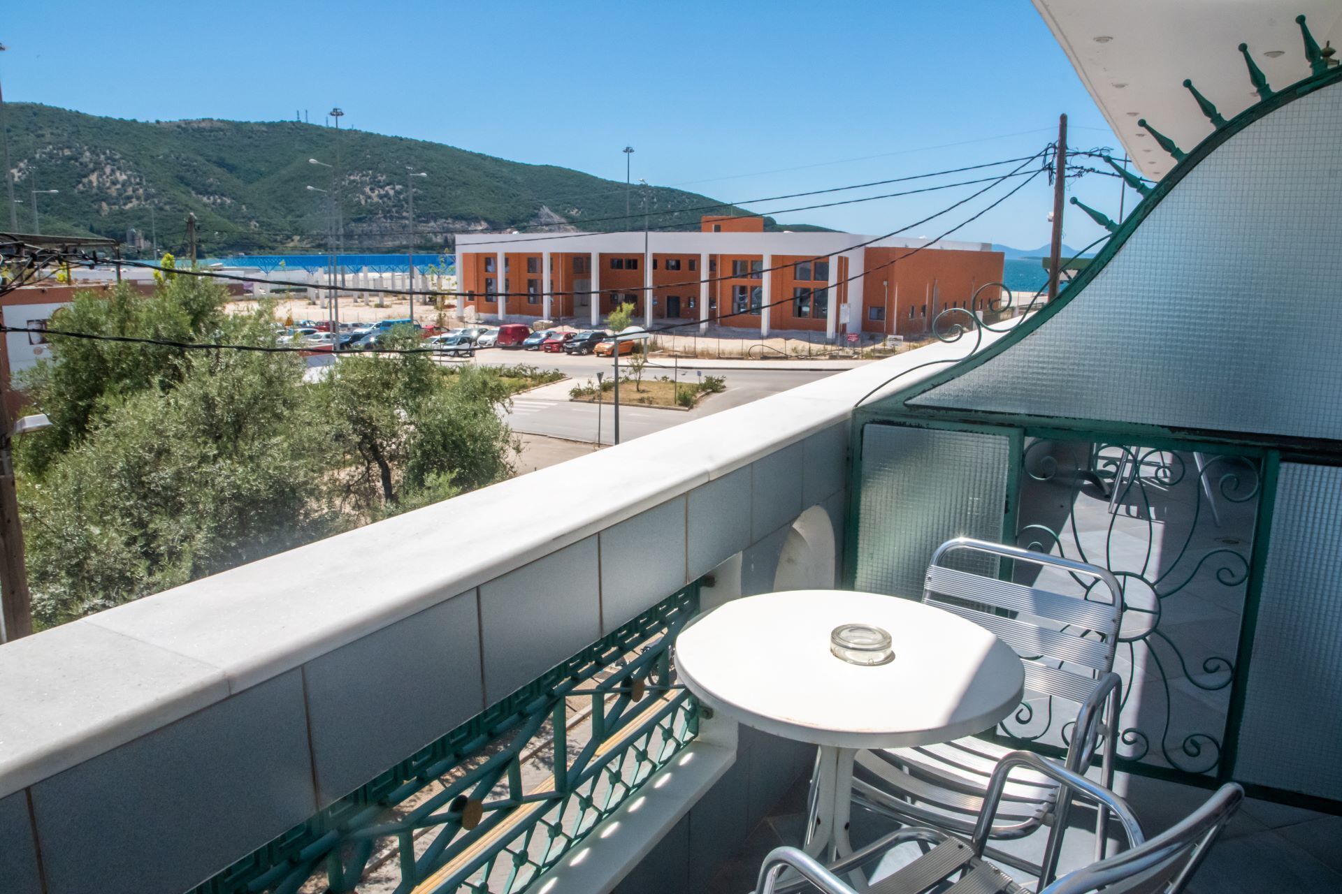 deluxe twin room, 2 single beds | premium bedding, in-room safe, individually decorated