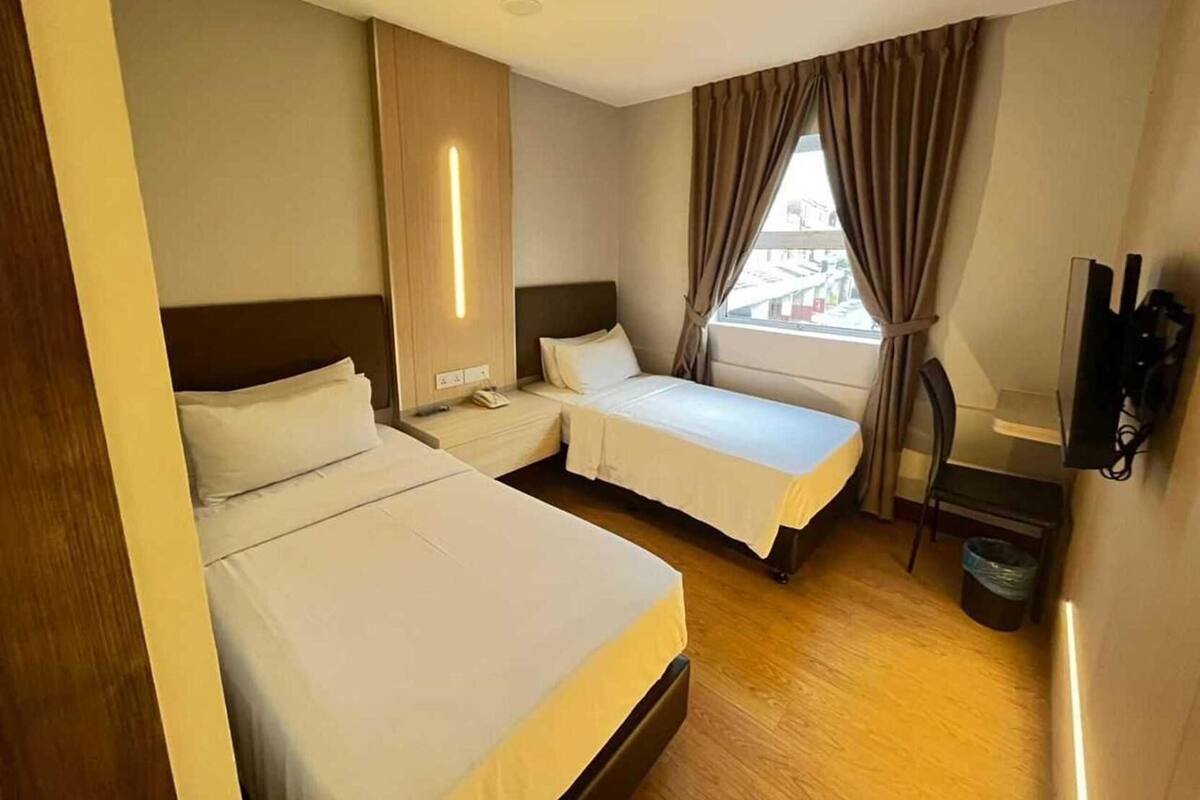 ตู้นิรภัยในห้องพัก, โต๊ะทำงาน, เตารีด/โต๊ะรีดผ้า, Wi-Fi ฟรี