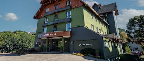 Fachada del alojamiento