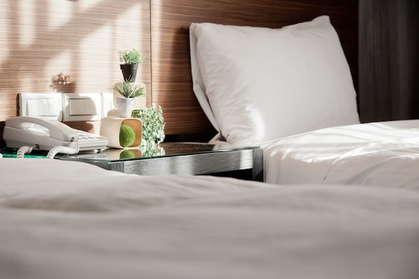 Triple Room | In-room safe, desk, soundproofing, iron/ironing board