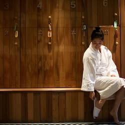 Couples treatment rooms, sauna, steam room, body treatments