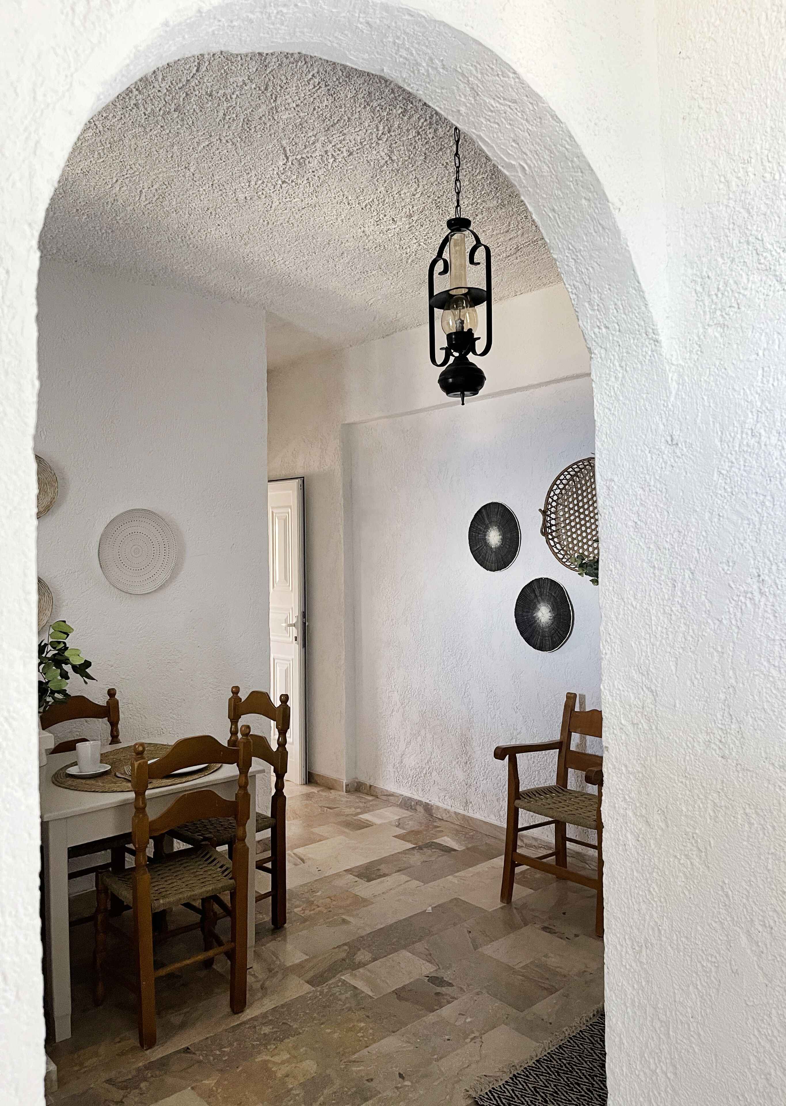 traditional triple room | individually furnished, free wifi, bed sheets