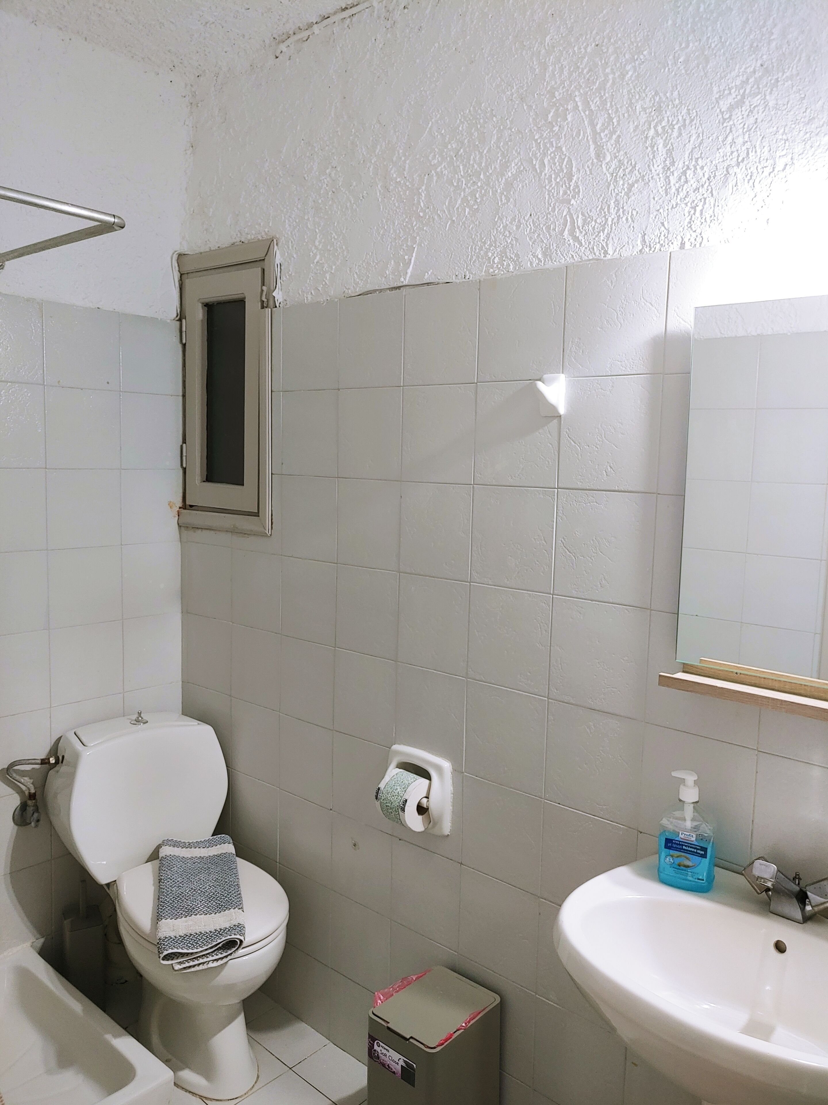 shower, rainfall showerhead, towels