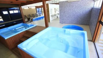 Tina de hidromasaje interior