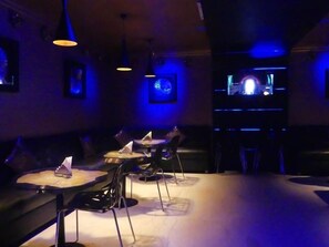Bar (in der Unterkunft)