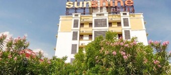 Meenakshi's Sunshine Hotel